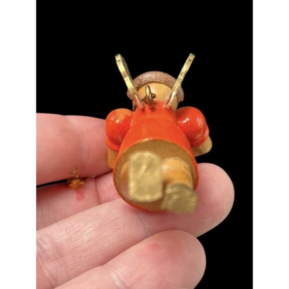 Erzgebirge Figure Ornament Wooden Angel playing Trumpet Musical Instrument 2.5" - Picture 4 of 10